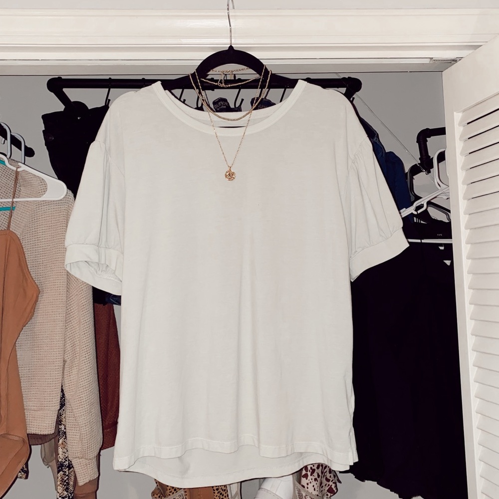 Minty colored tshirt